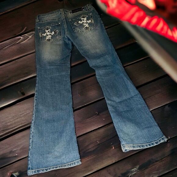 Rue21 Jeans Bootcut Premiere Embellished Cross 5 Pocket Distressed Denim 7/8 Y2K - Picture 3 of 16